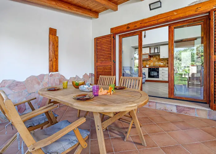 度假居 I Gerani 圣特奥多罗